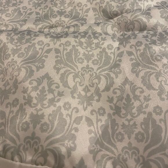 Halo Bassinet Swivel Sleeper Gray & White Damask Print Pad Cover - Picture 2 of 5